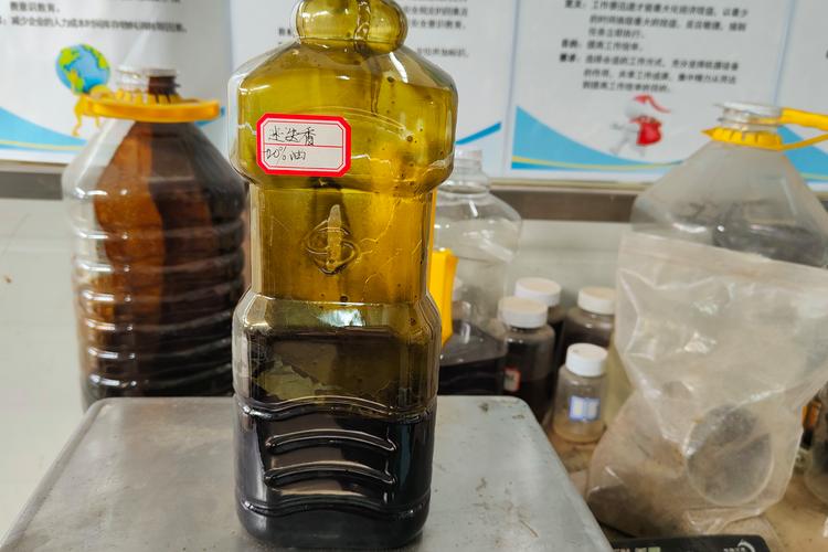 抗氧化剂与精油 跨领域应用的天然瑰宝